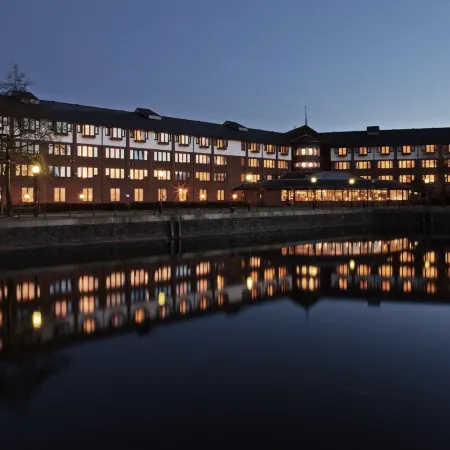 Copthorne Hotel Manchester Salford Quays Отели рядом с достопримечательностью «BBC Salford Quays»