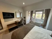 The Hind Hotel Hoteles cerca de Hinwick House