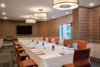 Four Points by Sheraton Richmond - Parking