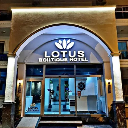 Lotus Hotel
