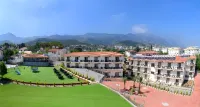 Riverside Garden Resort Hotels in Alsancak