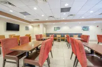 TownePlace Suites Rochester - breakfast