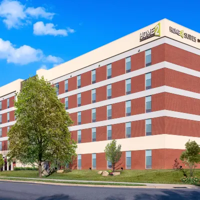 Home2 Suites by Hilton Charlotte University Research Park Отели рядом с достопримечательностью «Торговый центр Tryon»