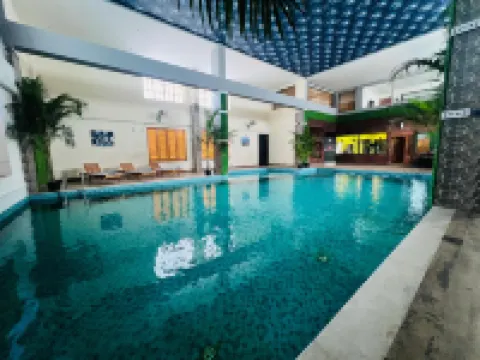 Golden Retreat Hotels in Murshidabad