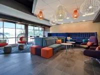 Tru by Hilton Auburn Hotels in DeKalb County