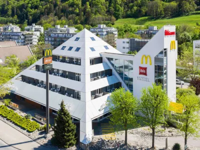 Ibis Chur Hotels near St. Regula Church