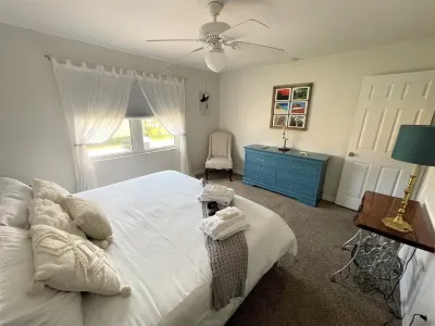 St Augustine Beach Condo 3/5 Min Walk Beach/Cafes