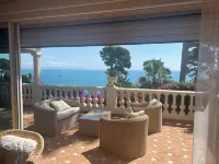 Beautiful 6 Bedrooms Villa on the Cap d'Antibes with panoramic sea views