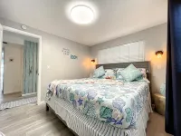 Charming Ground Level Resort Style 3 unit Condo  - unit C