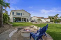 Heated Pool and Spa at no charge, 5 Bedrooms, 3 Bathrooms, Gourmet kitchen