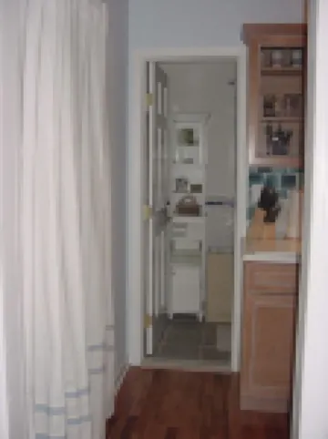 Cozy Beach Getaway - 1000' from Ocean/Boardwalk; 6 blocks from LIRR