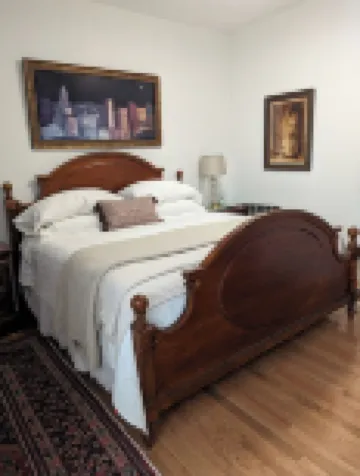 Storefront Studio: Your Unique Retreat on Jim Thorpe's East Side