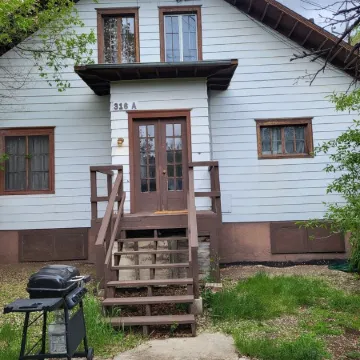 B. V. Mountain Retreat  -  STR-222