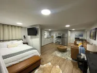 Couples Cabin at the Lake - 4-Star
