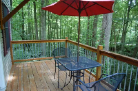 Deer Run - Mountain Getaway