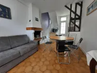 La Maison des Cordiers au Pied du Funiculaire à 50 m de la mer Hotels in Le Treport