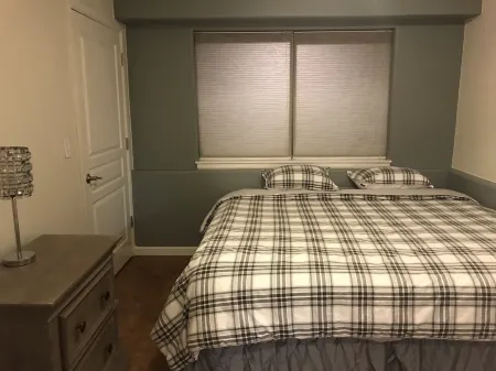 Downtown Condo Close To Alyeska Ski Resort