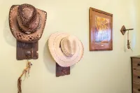 Experience the Wild West in Style: Unforgettable Getaway in Tombstone, Arizona!!