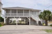 Ocean view, Pet Friendly house with private swimming pool! Sleeps 10.