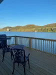 Relaxing one bedroom cottage backs up to OH River