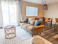 Downtown Getaway close to Corvallis Hotels in Philomath