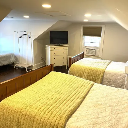 Quarry Landing - Center of Town & River View - 3 Bedroom
