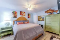 108 1st Floor ! Waterfront !  Pool ! Hot ! Tub 鄰近Packery Channel County Park的酒店