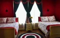 One of a kind Christmas year round in downtown Dillsboro Hotels in Sylva