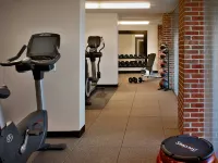 DoubleTree by Hilton Hotel and Suites Charleston Airport - Gym