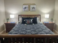 Heart of Bonita Springs!-5 miles from the beach
