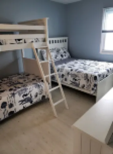 Adorable Ocean side cottage