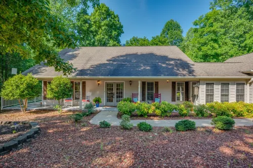 Lake Lure Home Wrap Porch Rec Room - Apple Valley + Rumbling Bald Amenities