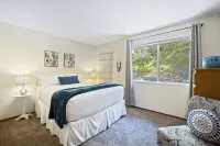 Sequoia House ~ 1 Mile from Park Entrance!