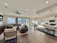 Beautiful Mesquite Pool House heated pool & spa