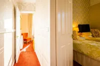 Barford House - Ground Floor Self-Catering Apartment Southport