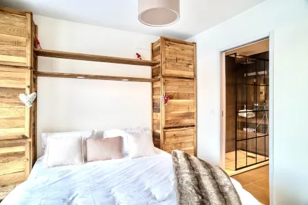 Fantastic fully renovated flat in Megève Отели в г. Межев