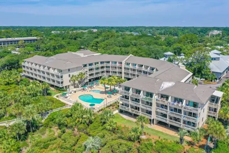 Amazing 1-bd Beach Villa, best location Hilton Head Island -Heart of the Island! Отели в г. Хилтон-Хед-Айленд