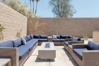 Walk to Festivals From a Modern Dream House Near La Quinta