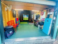 Fun House/King Bed - Close to Town/Full of Entertainment!