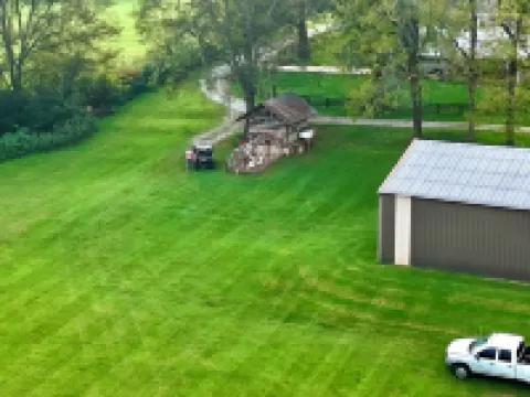 Peaceful Farm Retreat • 31 Acres • Pond • Fire Pit