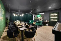 Group Fun HQ with Hot Tub + Bar, Heated Pool, Game Room & Lounge Near Old Town