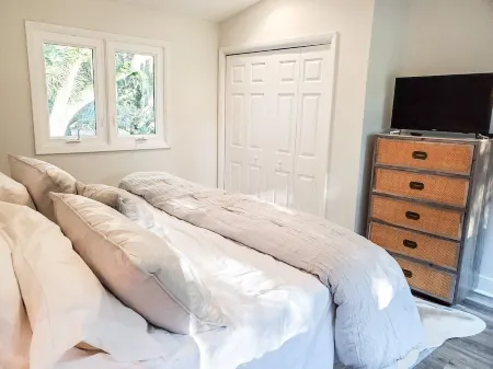 NEW!! Beautiful 1 Bdrm 2 Bath Townhouse on the Golf Course-Amenity Card Included