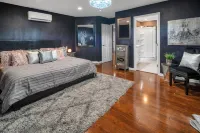 Peaceful and Quiet Hill Country Getaway with Stunning Views