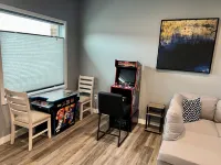 GREAT LOCATION!! Beautiful newly constructed large one bedroom retreat. Hotels in Ishpeming