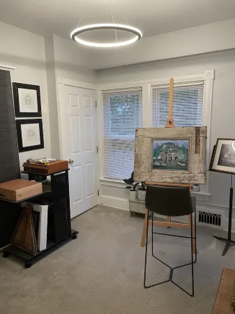 Chester County Oasis with Pool, Modern Ammenities, Tranquil and Private