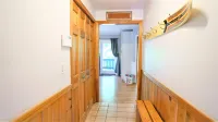 Quintessential Lakefront Home perfect for MultiFamily retreats on Thompson Lake - Homestays