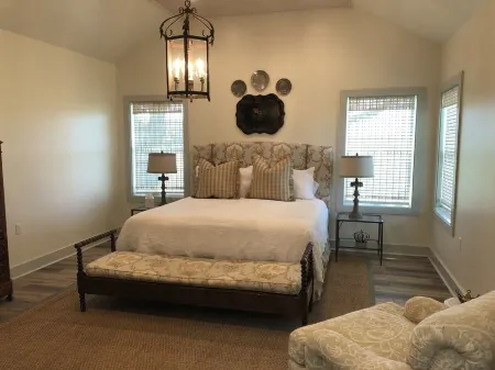 SunShiner Farm - Shiner, TX