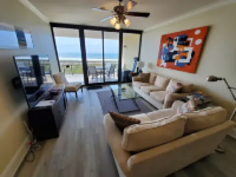 Beachfront, indoor/outdoor pools. Best view on Gulf Coast! NO FEES OF ANY TYPE.