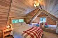 The Chalet @ SkyCamp: Family-friendly cabin near Stevens Pass. Adventure ready!