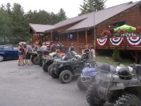Cozy Camp Retreat! Enjoy four wheeling, hunting, 3 miles to Redfield Reservoir. Hotels in Redfield